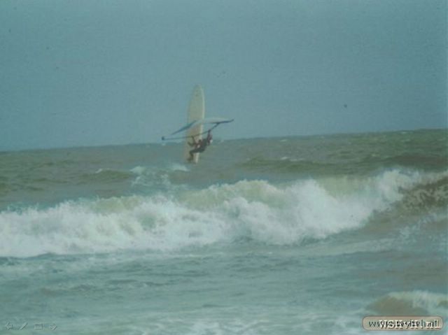 windsurf74.jpg