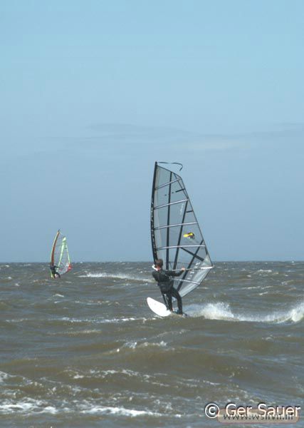 WINDSURF07.jpg