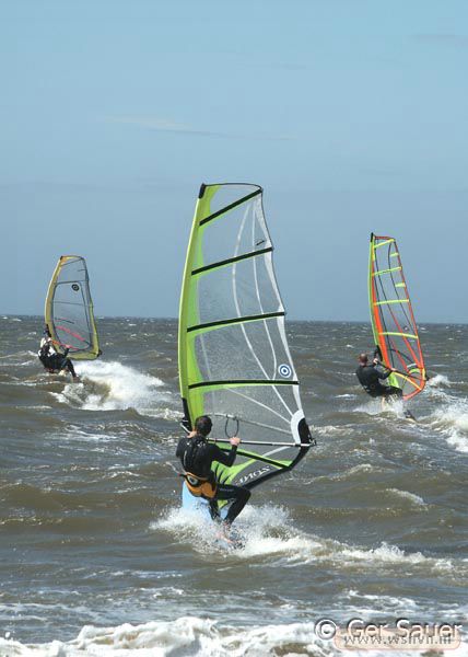 WINDSURF09.jpg